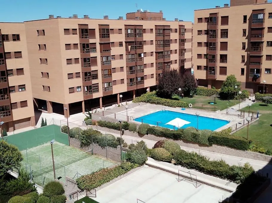 Madrid Wanda Aeropuerto Ifema Plenilunio Dy Apartment